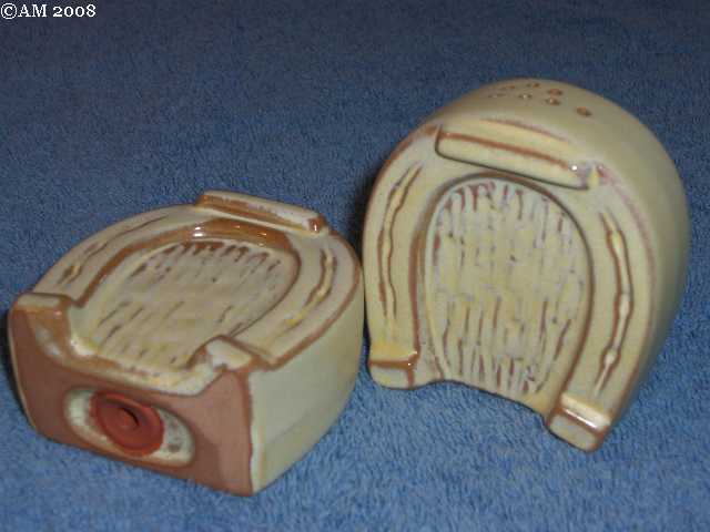 Frankoma Horseshoe shakers glazed desert gold